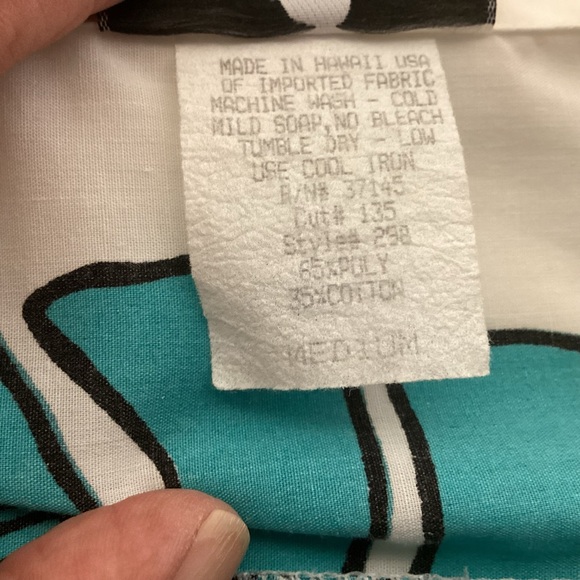 Vintage 80s Hilo Hattie Women’s Hawaiian Shirt White WithTropical Floral Design - Picture 8 of 11